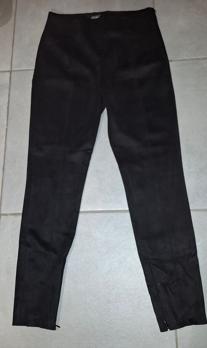 Pantalon jamais porté en suédine T38 femme