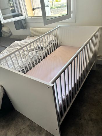 Lit à barreaux 70x140 +le matelas