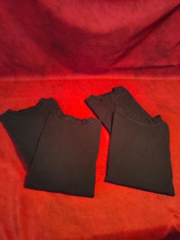 4 t-shirts noirs taille L