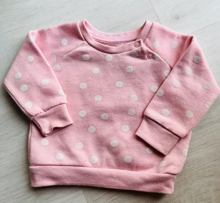 Pull 6/9 mois