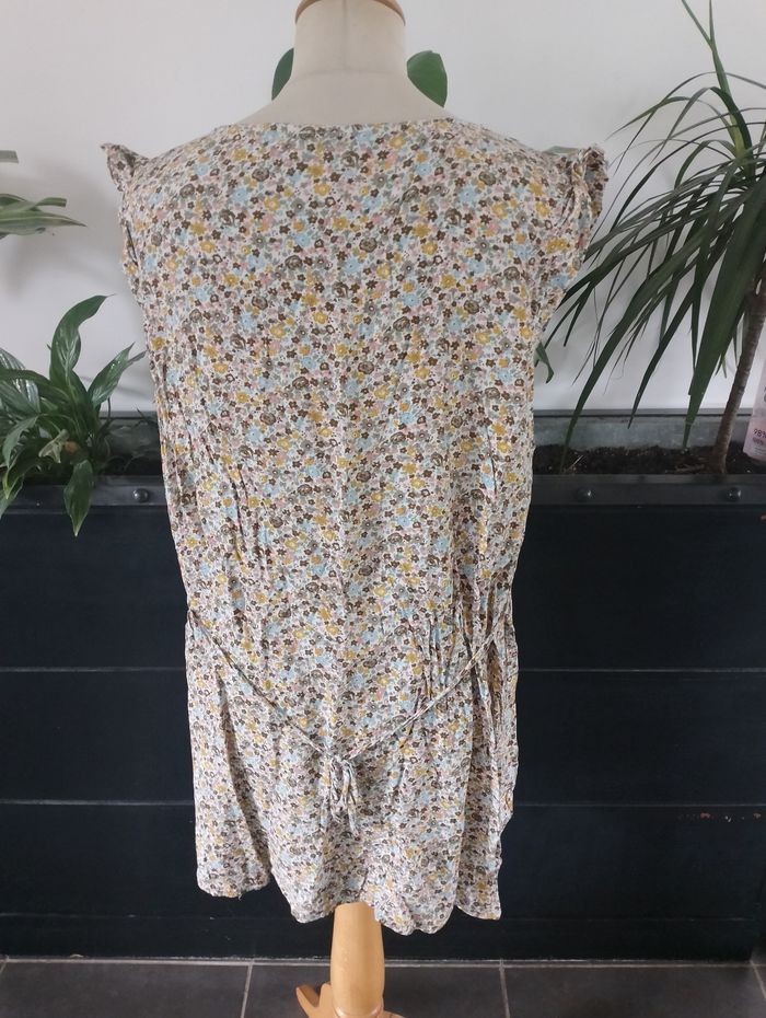 Robe fleurie d'été Christy - photo numéro 4