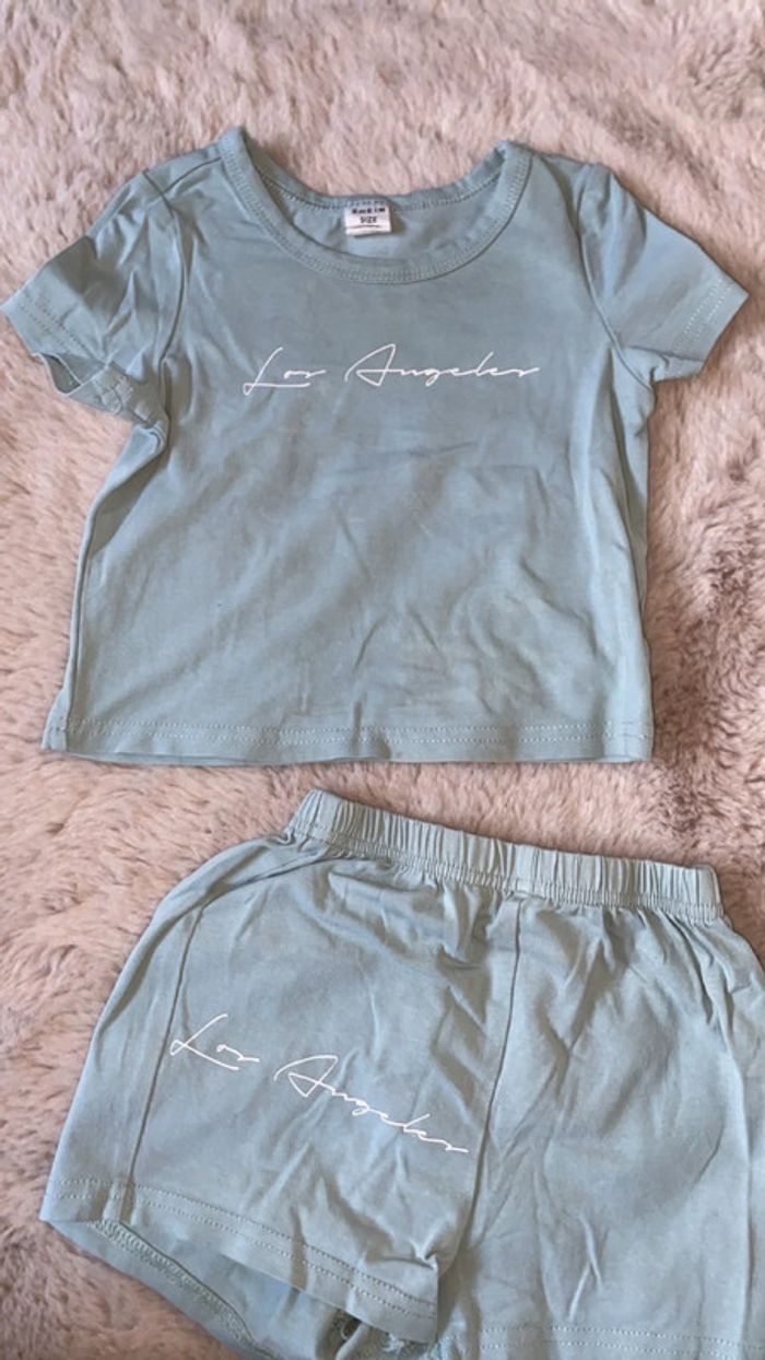 Lot vêtement Tache ou abîmer - photo numéro 3