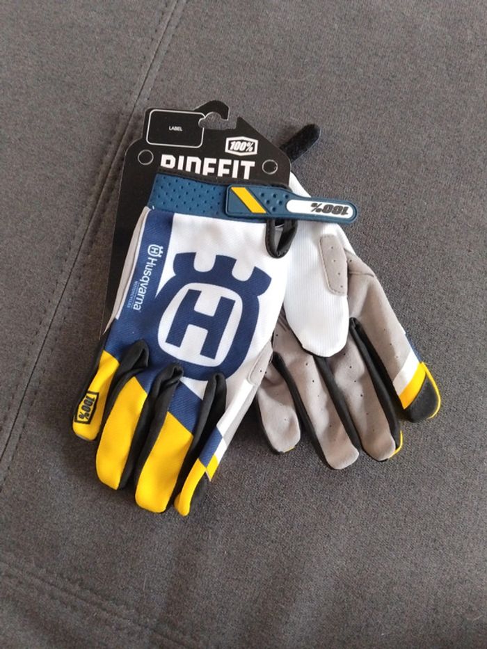 Gants moto neufs