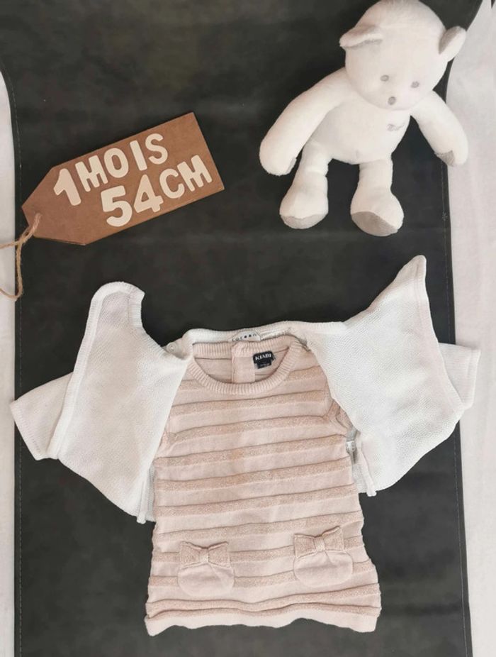 Ensemble 👣 Pull robe rose dorée kiabi et gilet blanc cache cœur cocoon 1mois/54cm