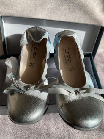 Ballerines coloris bleu clair gris argentées P37