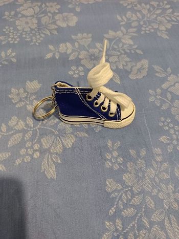 Porte clé forme basket