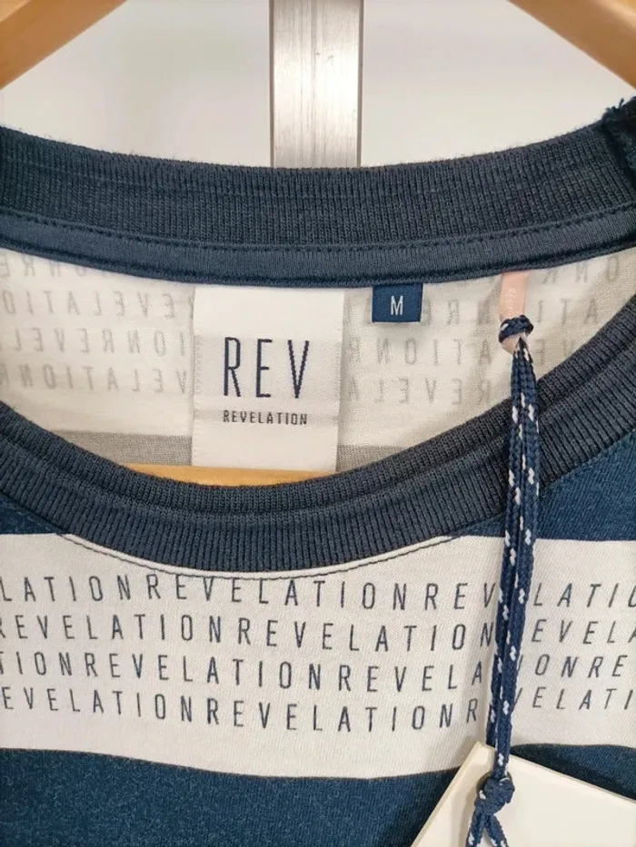 Tshirt à rayures bleues et blanc cassé marinière - Taille M - Revelation A372 - photo numéro 2