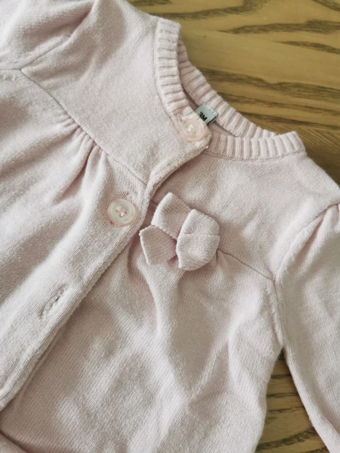 Gilet rose 3 mois - photo numéro 2