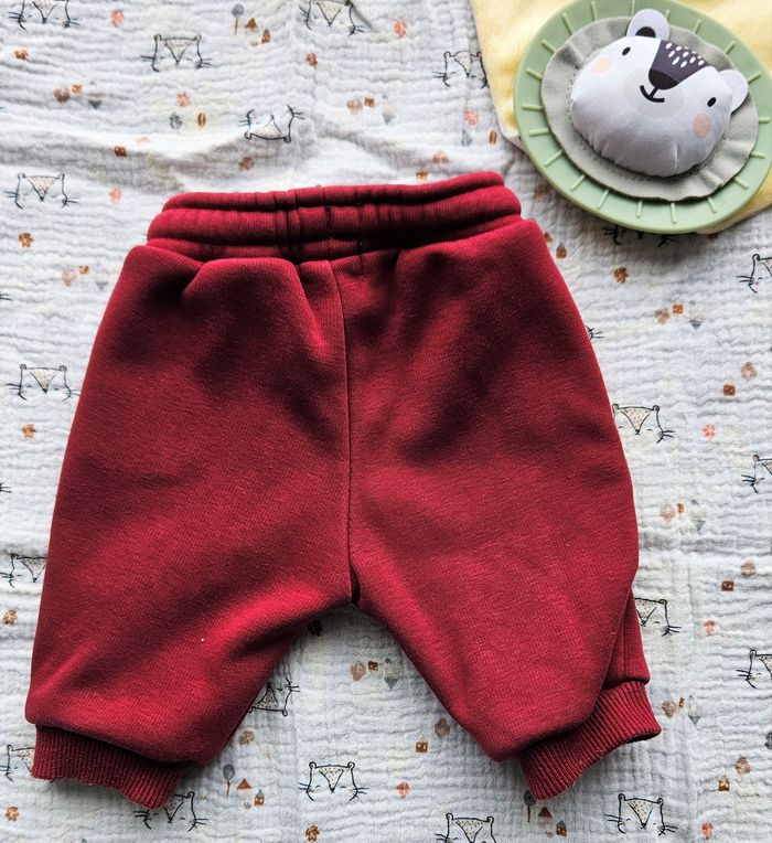 Lot de 2 jogging Rouge et Vert Kiabi - photo numéro 3