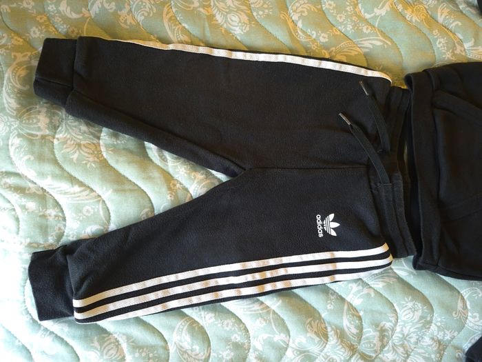 Ensemble Jogging à capuche Adidas 12/18 mois - photo numéro 4