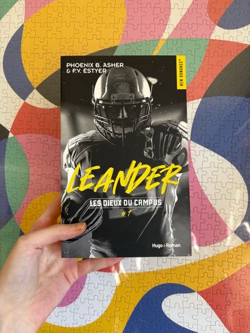 Livre broché, Leander 