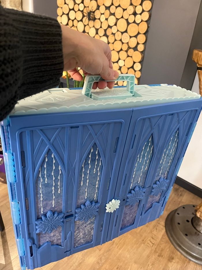 Maison de poupée la reine des neiges - photo numéro 8