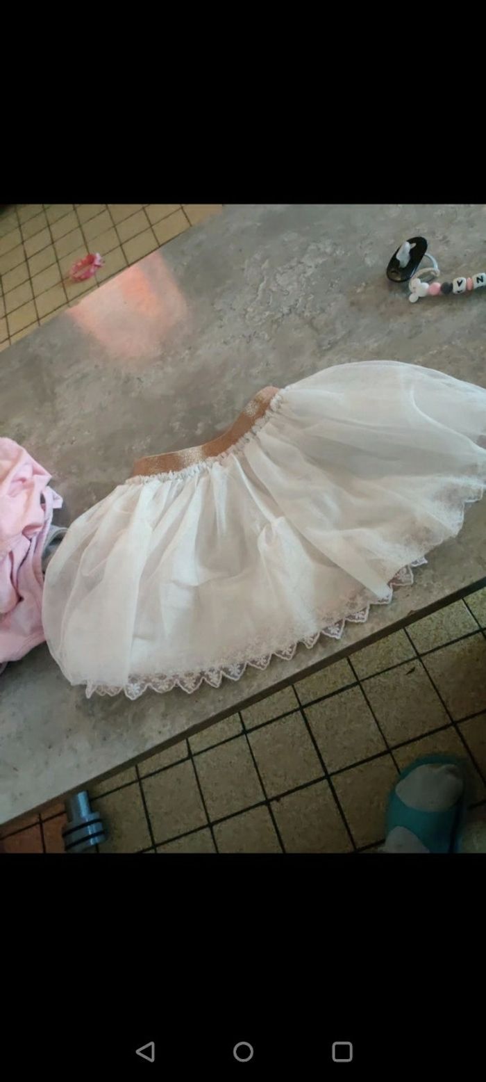 Jupe blanche - photo numéro 2