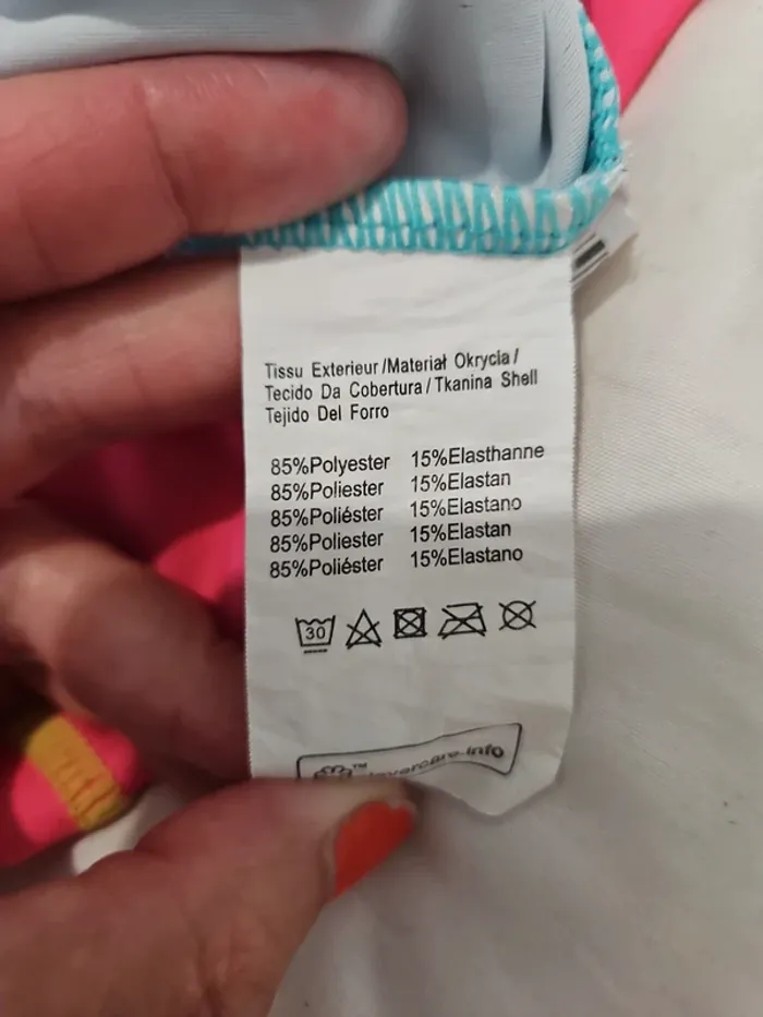 Maillot de bain et t-shirt uv 5/6 ans fille - photo numéro 10