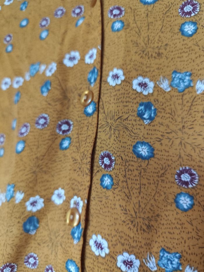 Chemise fleurie - photo numéro 3