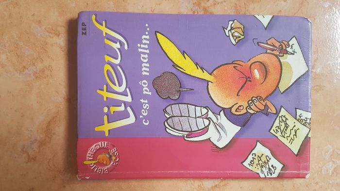 Livre enfant "Titeuf" de Hachette
