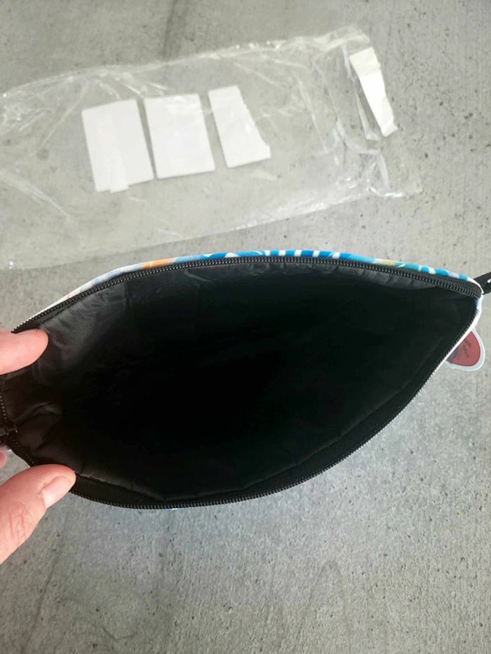 Trousse de maquillage - photo numéro 4