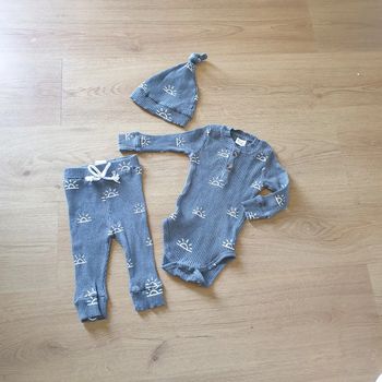 💚 Ensemble bonnet bodie legging mailles cotelet 3/6 mois Patpat #emyfleury_6moisgarçon