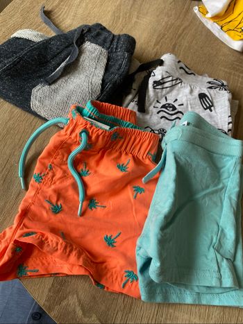 Lot de shorts 9/12 mois