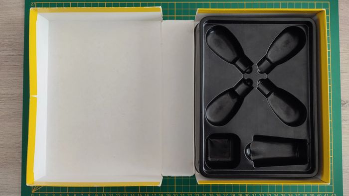 Boite vide pièce détachée jeu de société Le cochon qui rit #A70 - photo numéro 3