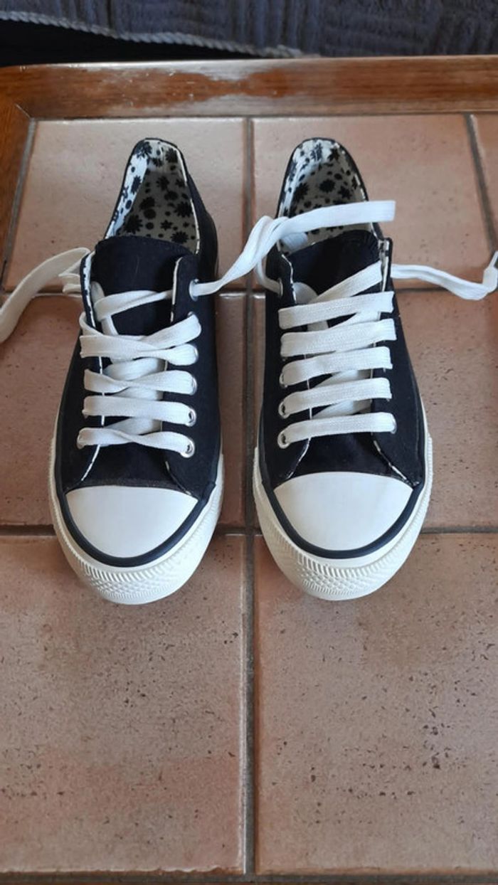 Baskets toile noir pointure 36