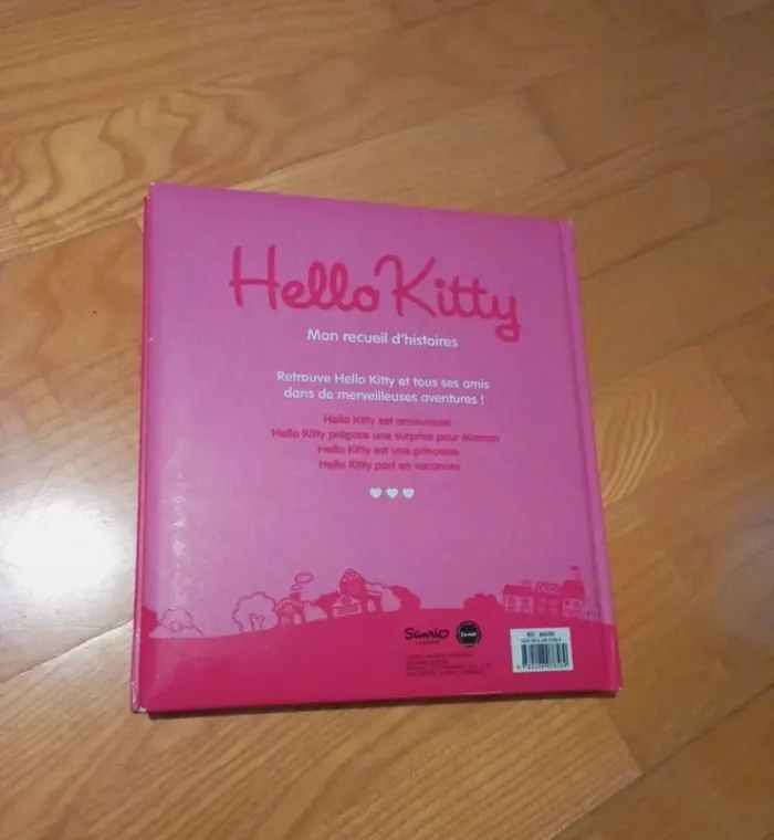 Hello kitty mon recueil de l'histoires - photo numéro 2