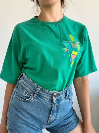Tee shirt vintage vert taille M/L 🌴