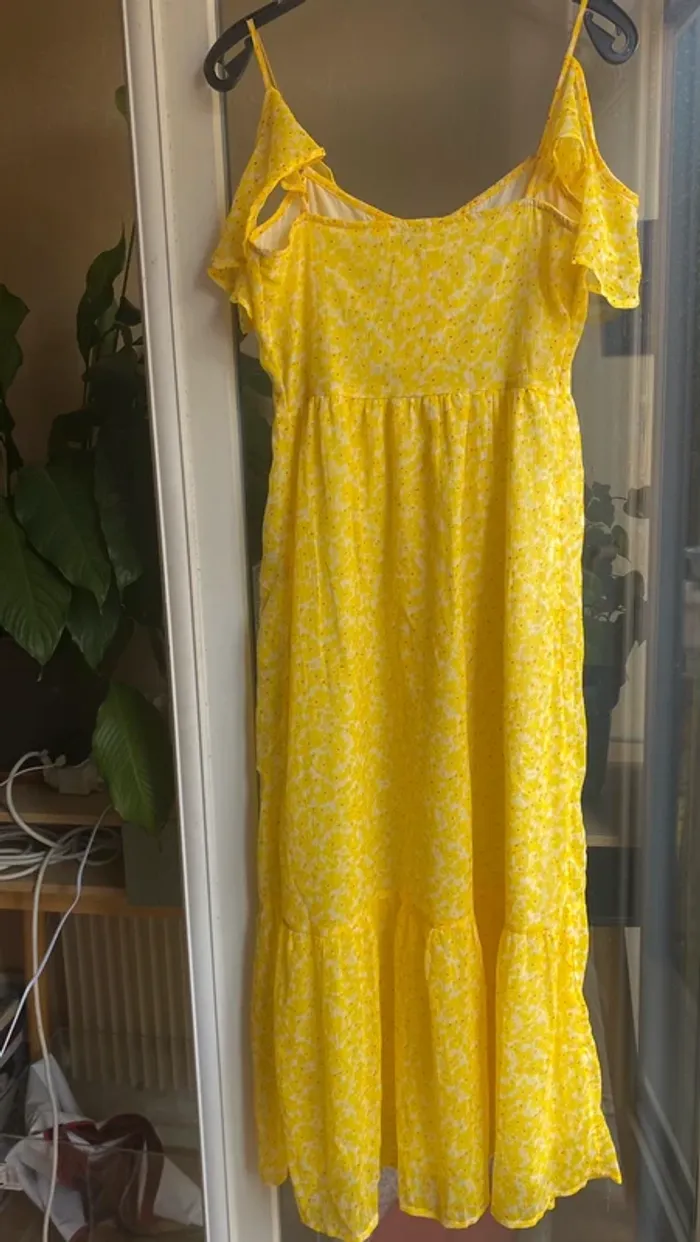 Robe longue jaune débardeur boutons - photo numéro 6