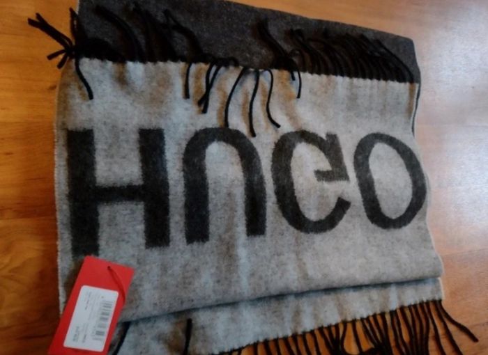 Écharpe Hugo Boss unisexe - photo numéro 3