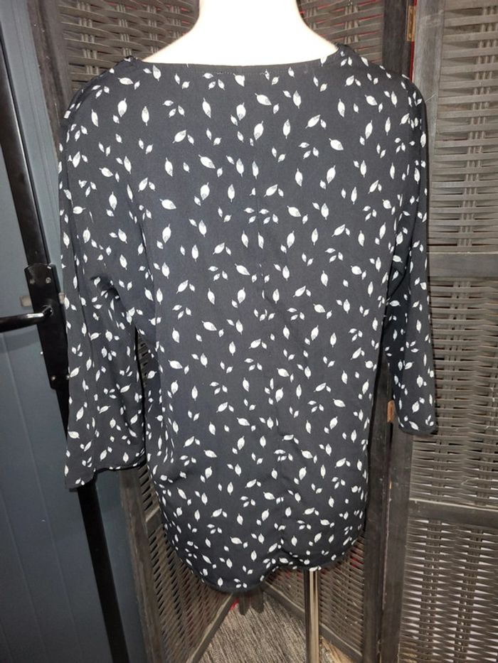 Blouse taille 4 - photo numéro 4