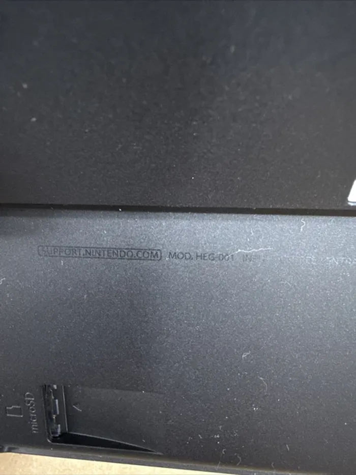 Console Nintendo Switch OLED Legend of Zelda : Édition Larmes du Royaume - photo numéro 4