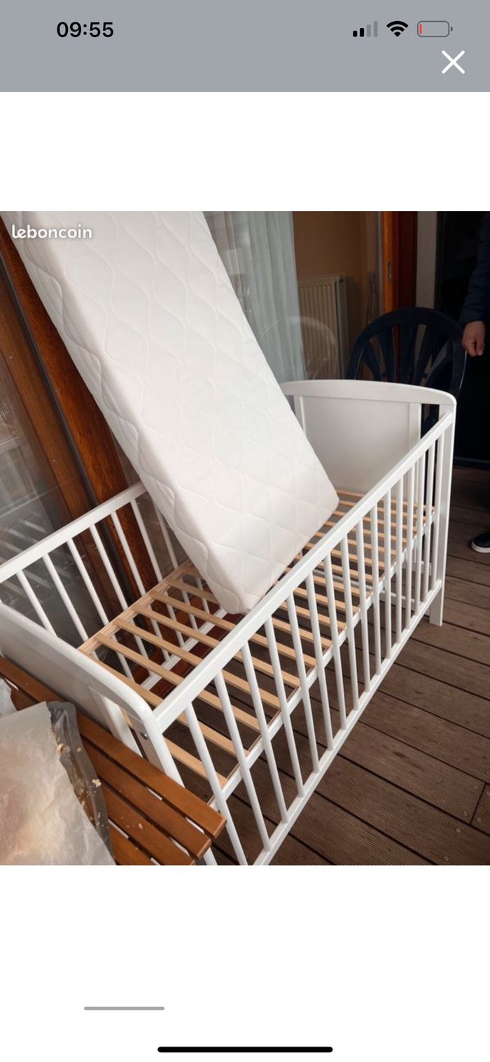 Lit a barreaux pour bebe avec un matelas - photo numéro 2