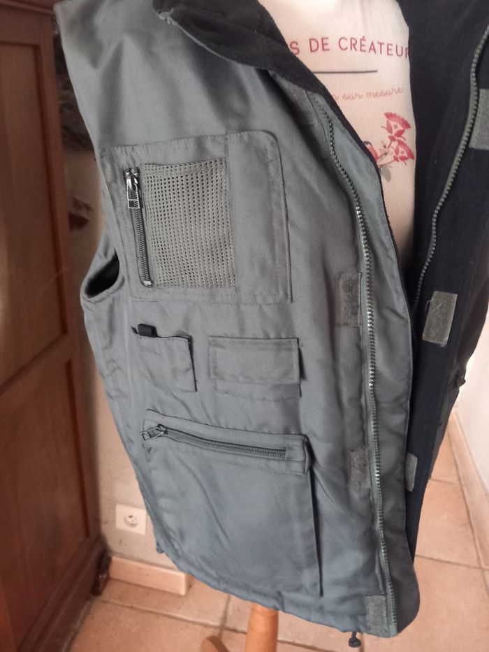 Veste sans manches - photo numéro 2