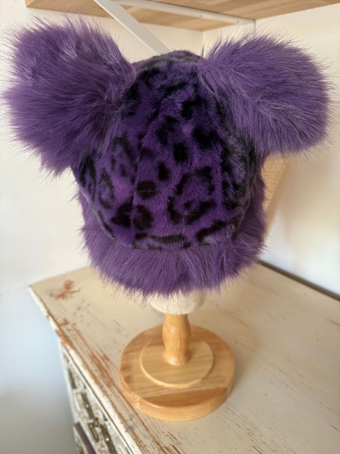 Chapeau imitation fourrure violet motif léopard – Neuf 💜🐾 - photo numéro 3