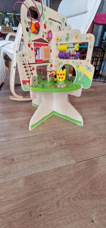Table d'activités Arbre Boulier Manhattan Toy