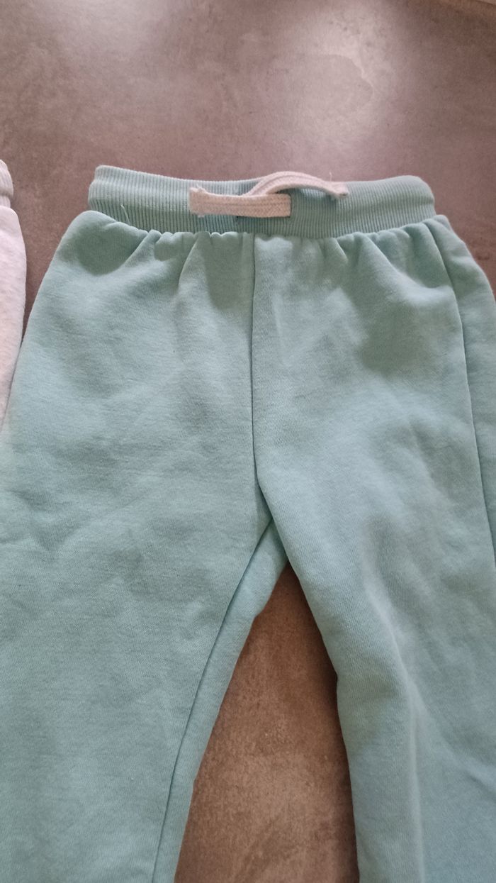 Pantalons - photo numéro 3