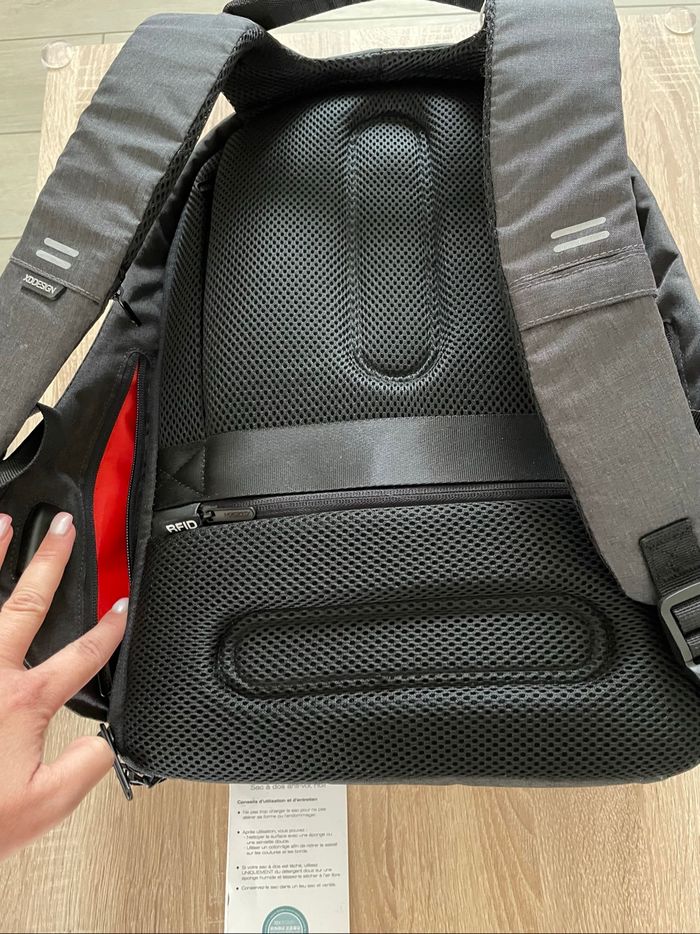 Sac à dos antivol Bobby Hero regular neuf - photo numéro 3