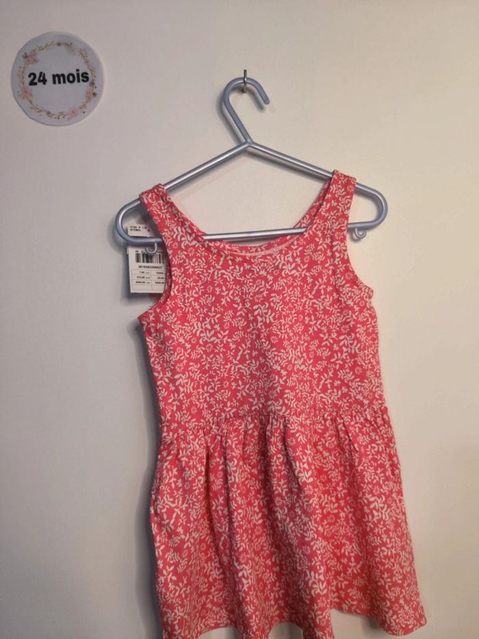 Lot  vêtements fille 24 mois été neuf - photo numéro 10