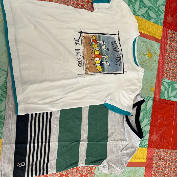 Lot tee shirts 10 ans