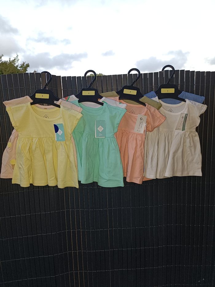 Lot de 8 robes tex baby taille 3 mois