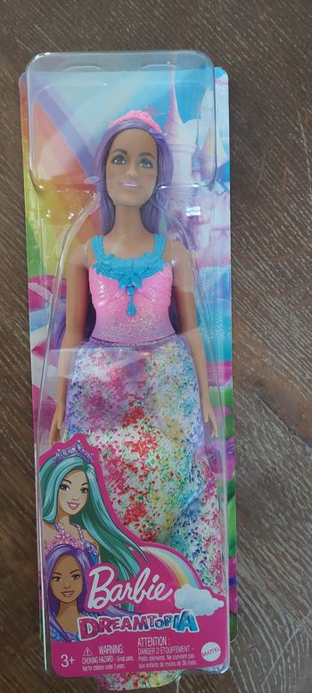 Poupée Barbie dreamtopia 