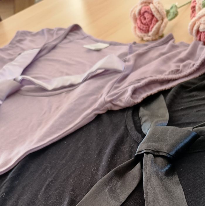 T-shirts  mauve et noir - photo numéro 4