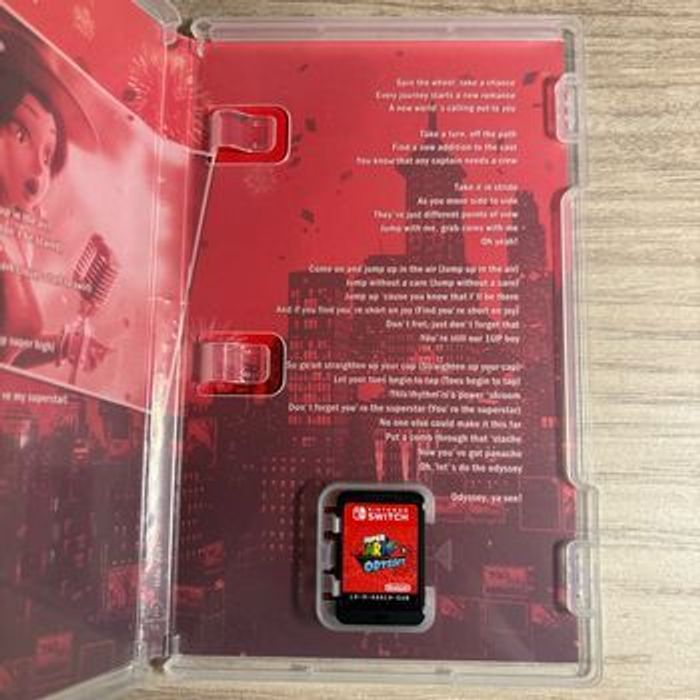 Mario odyssey switch - photo numéro 2