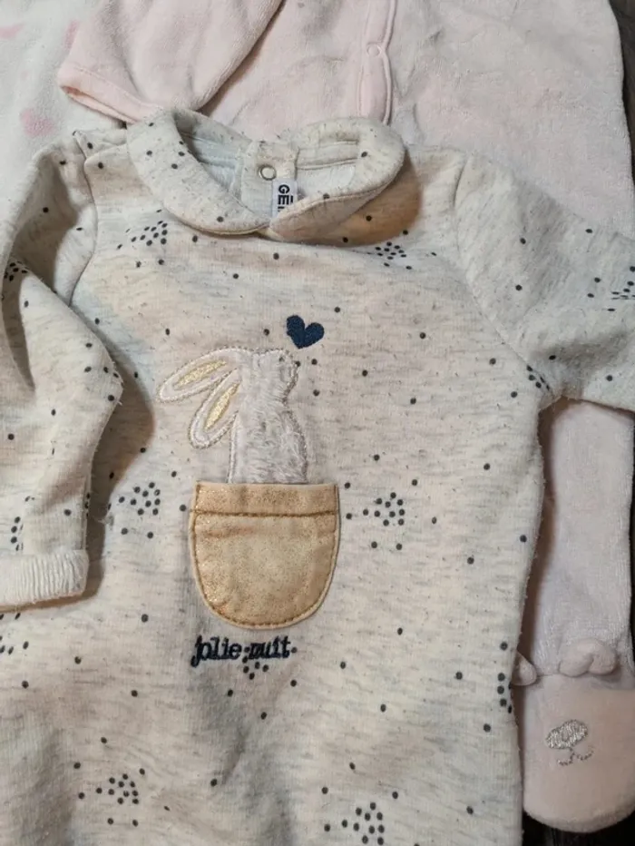 Lot 5 pyjamas chaud filles 3 mois différentes marques - photo numéro 2
