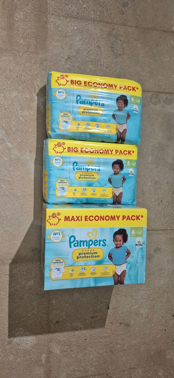 Lot de 150 couches Pampers Premium Protection Taille 6