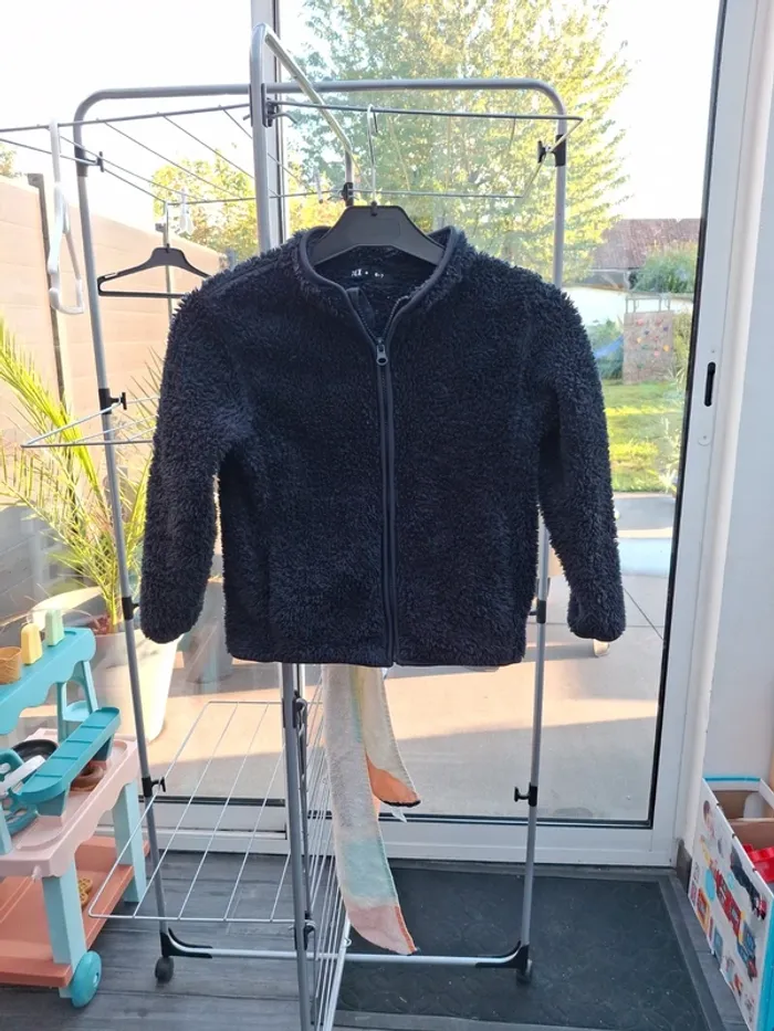 Veste moumoute noire