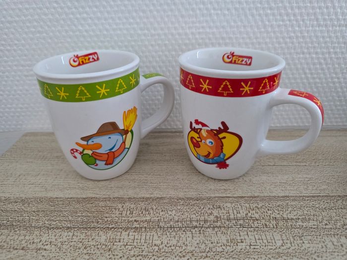 LOTS DE 2 MUGS FIZZY
