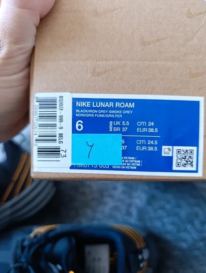 Baskets neuves Nike Lunar Roam taille 38,5 - photo numéro 8