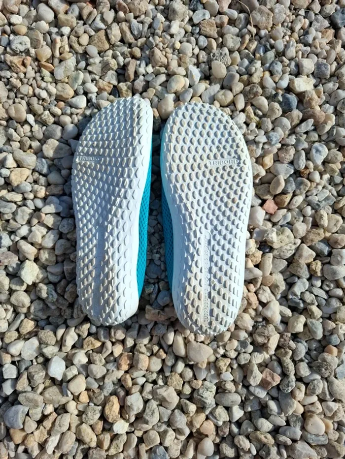 Chaussures aquatiques enfant - 32/33 - très bon état - photo numéro 4