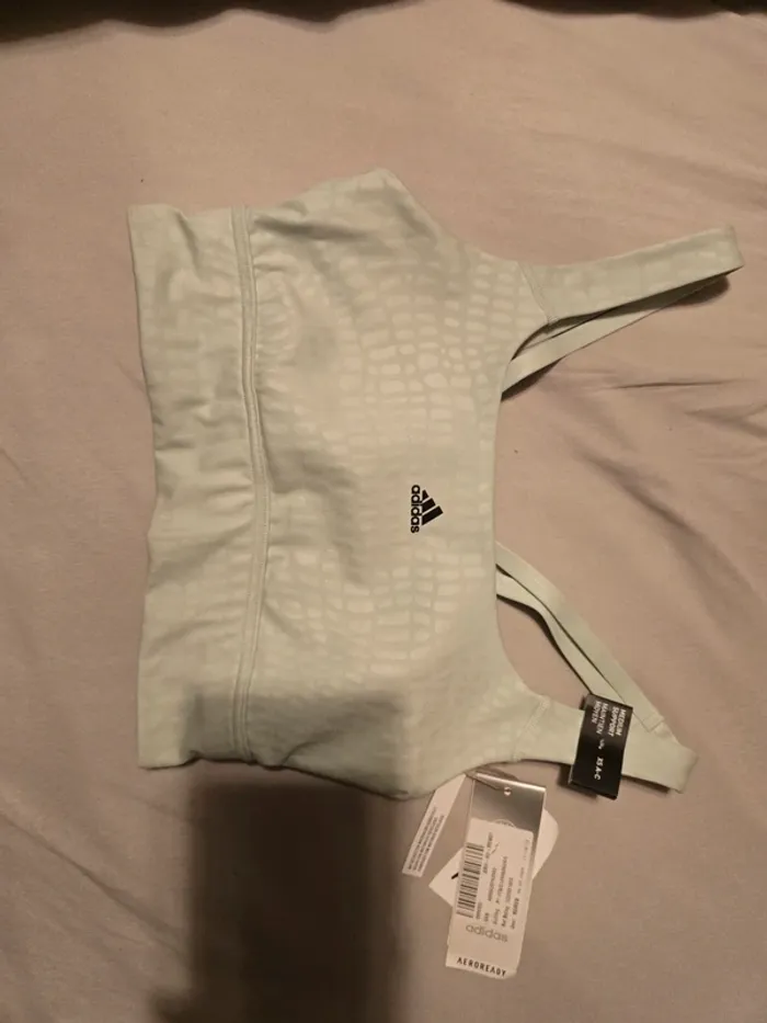Brassiere sport adidas neuve